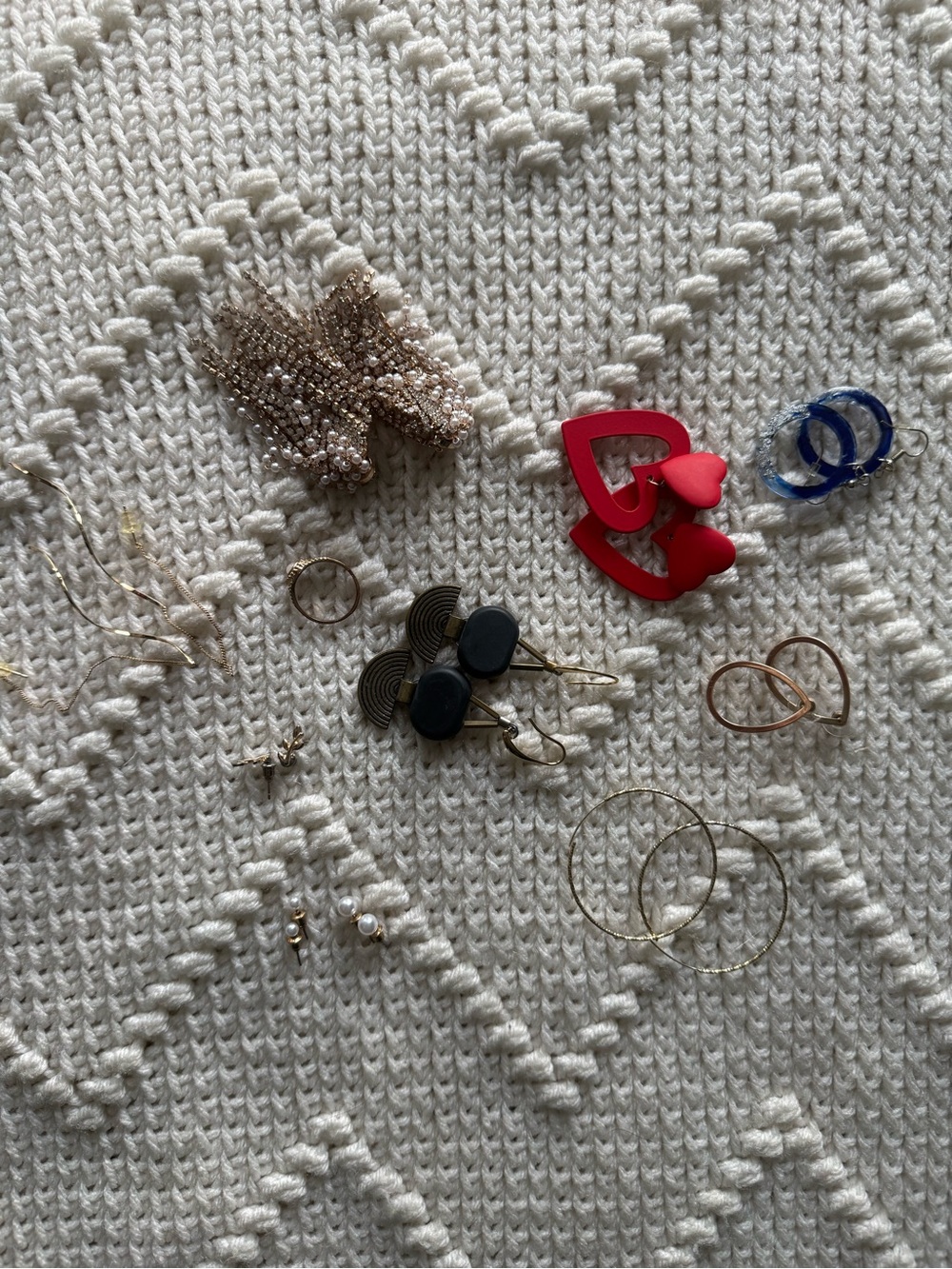 Lot of earrings